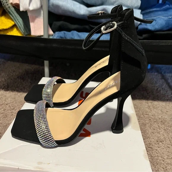 Soda Black and Silver Block Heel Sandals - Picture 2 of 5